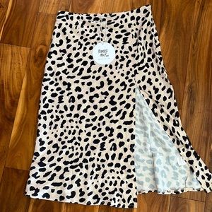 Princess Polly skirt with slit